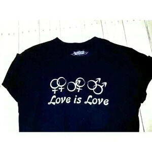 THINK OUT LOUD Unisex "LOVE IS LOVE" LBGTQ Black T-shirt Wear it Proud size Lg
